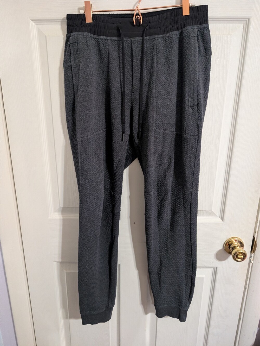 Lululemon Mens Pants At Ease Joggers Gray Activewear Sweatpants Size Medium